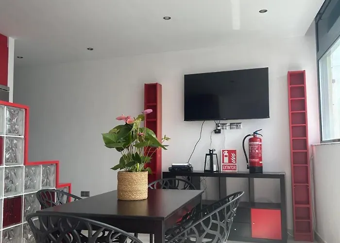 En Astillero Con Dos Terrazas *