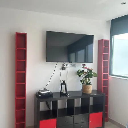 En Astillero Con Dos Terrazas *