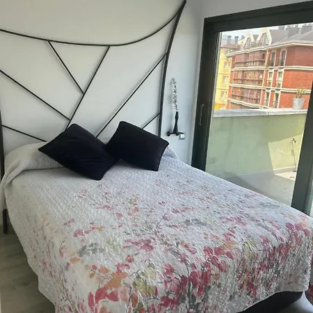 En Astillero Con Dos Terrazas アパート エル・アスティジェロ